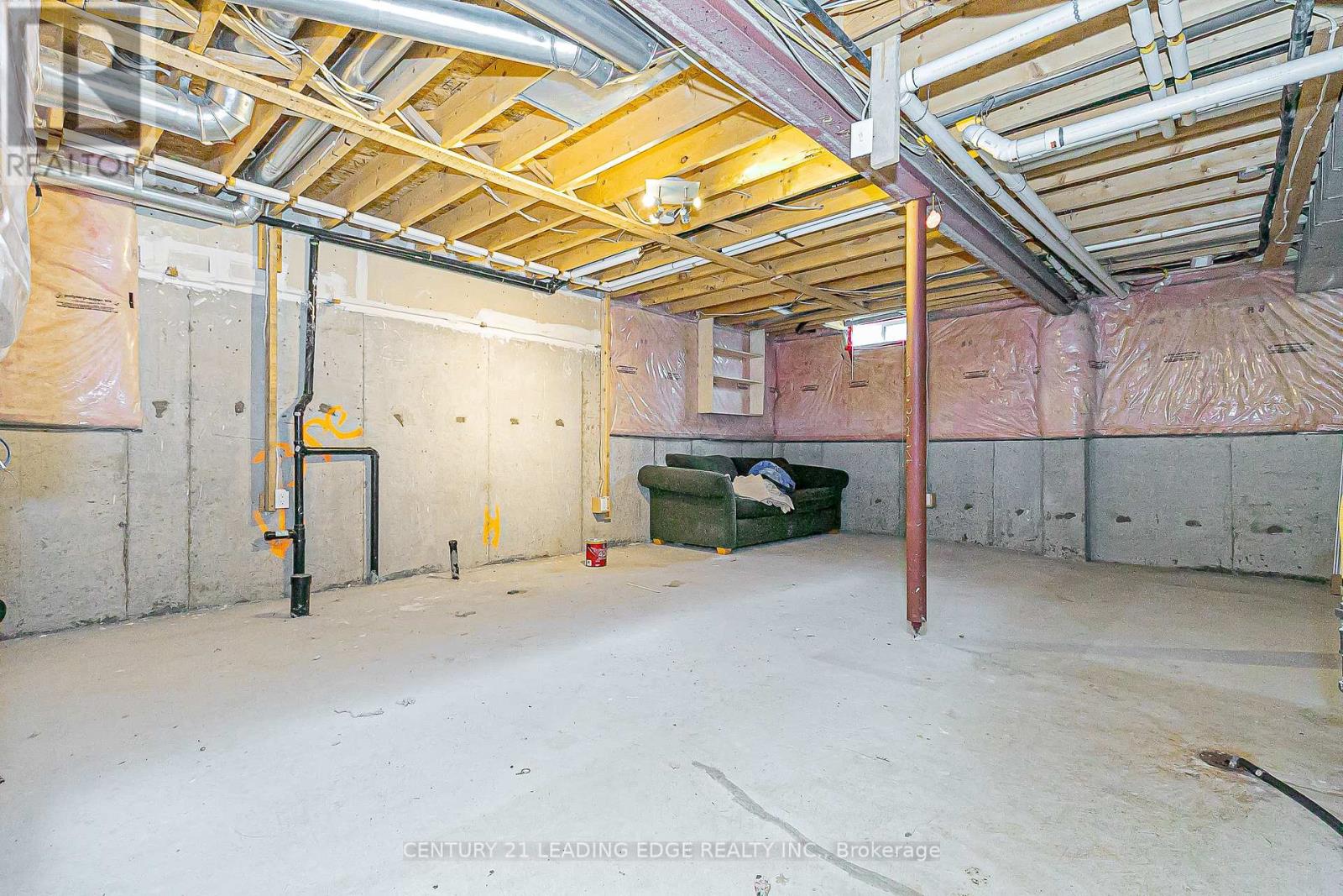 21 Lilly Mckeowan Crescent, East Gwillimbury (Mt Albert), Ontario  L0G 1M0 - Photo 42 - N12451736