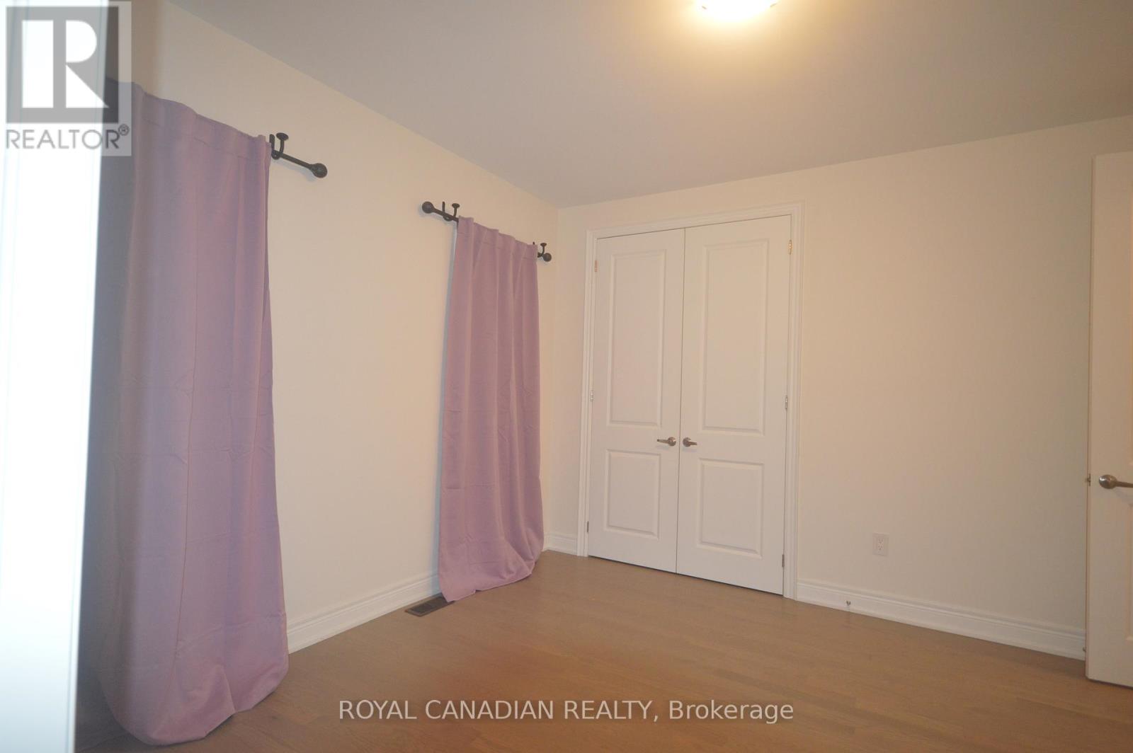 81 Settlers Crescent, Bradford West Gwillimbury, Ontario  L3Z 4N3 - Photo 20 - N12451743