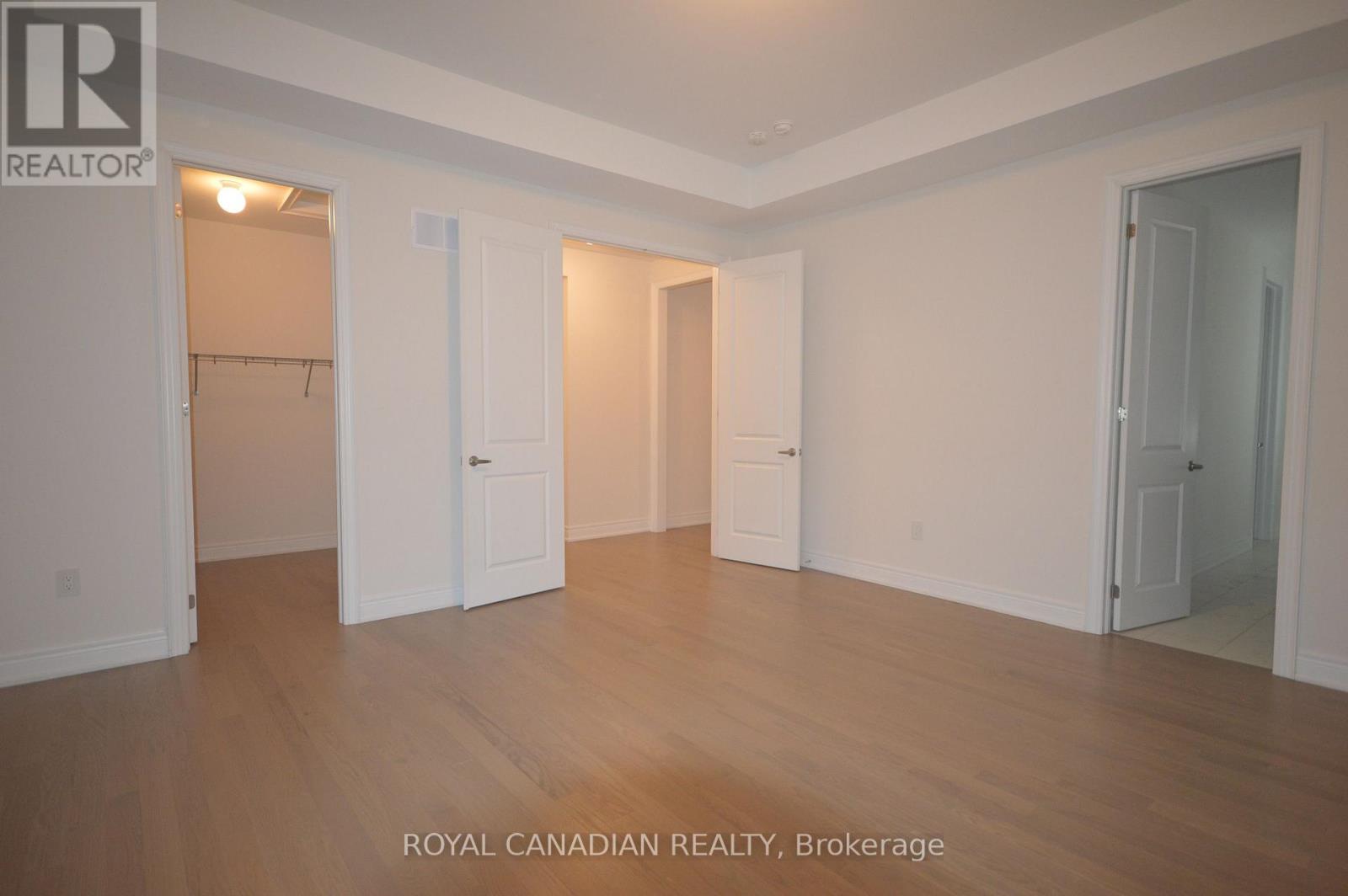 81 Settlers Crescent, Bradford West Gwillimbury, Ontario  L3Z 4N3 - Photo 25 - N12451743