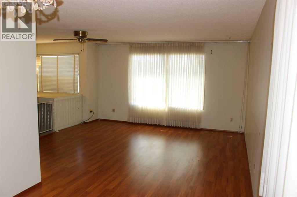 2409 17 Street N, Lethbridge, Alberta  T1H 4P8 - Photo 4 - A2262846