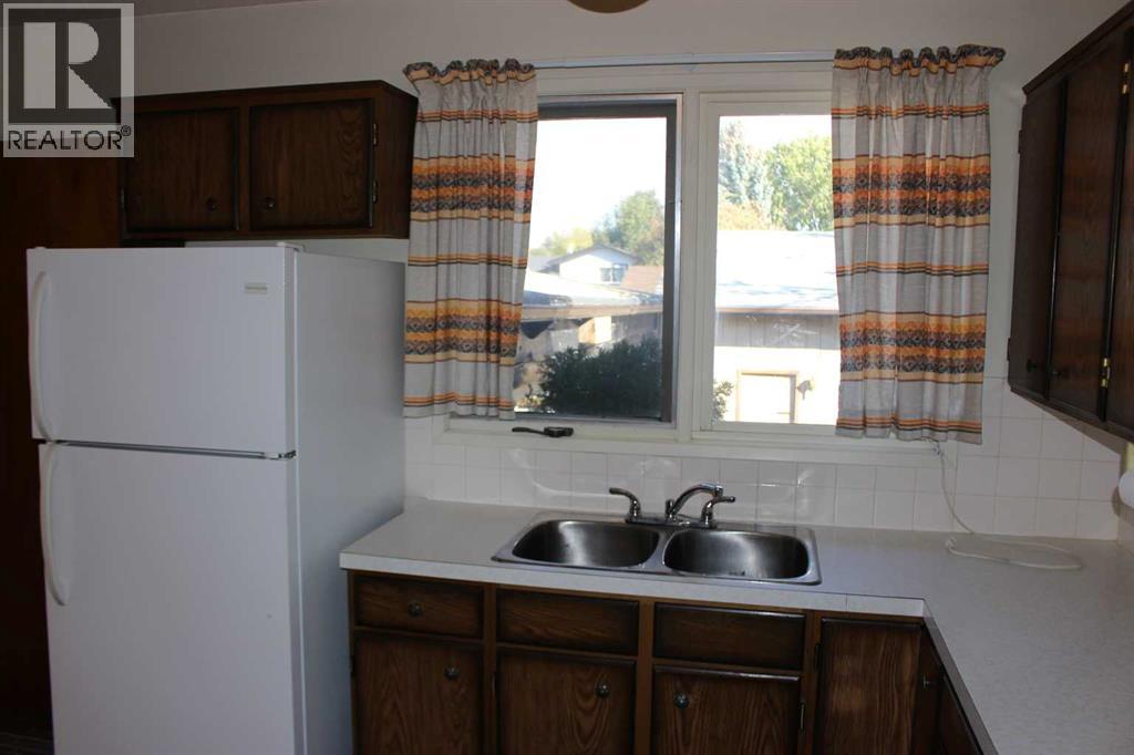 2409 17 Street N, Lethbridge, Alberta  T1H 4P8 - Photo 6 - A2262846