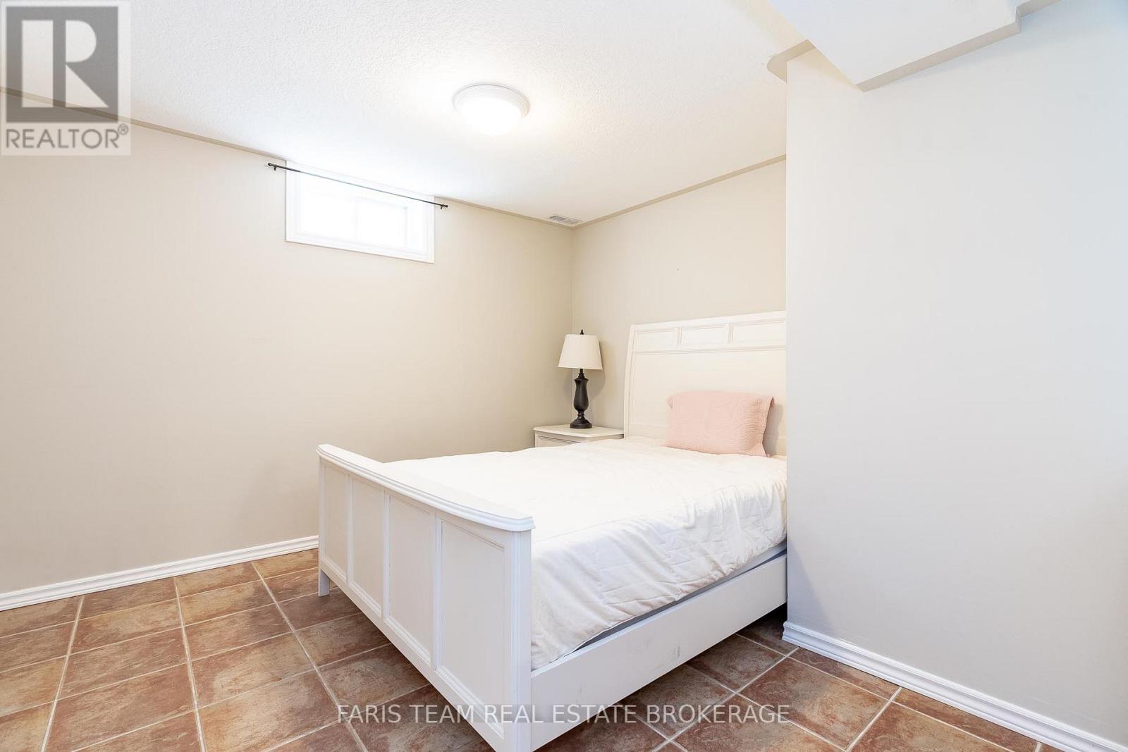 17 Nicole Marie Avenue, Barrie, Ontario  L4M 6Z1 - Photo 28 - S12451741