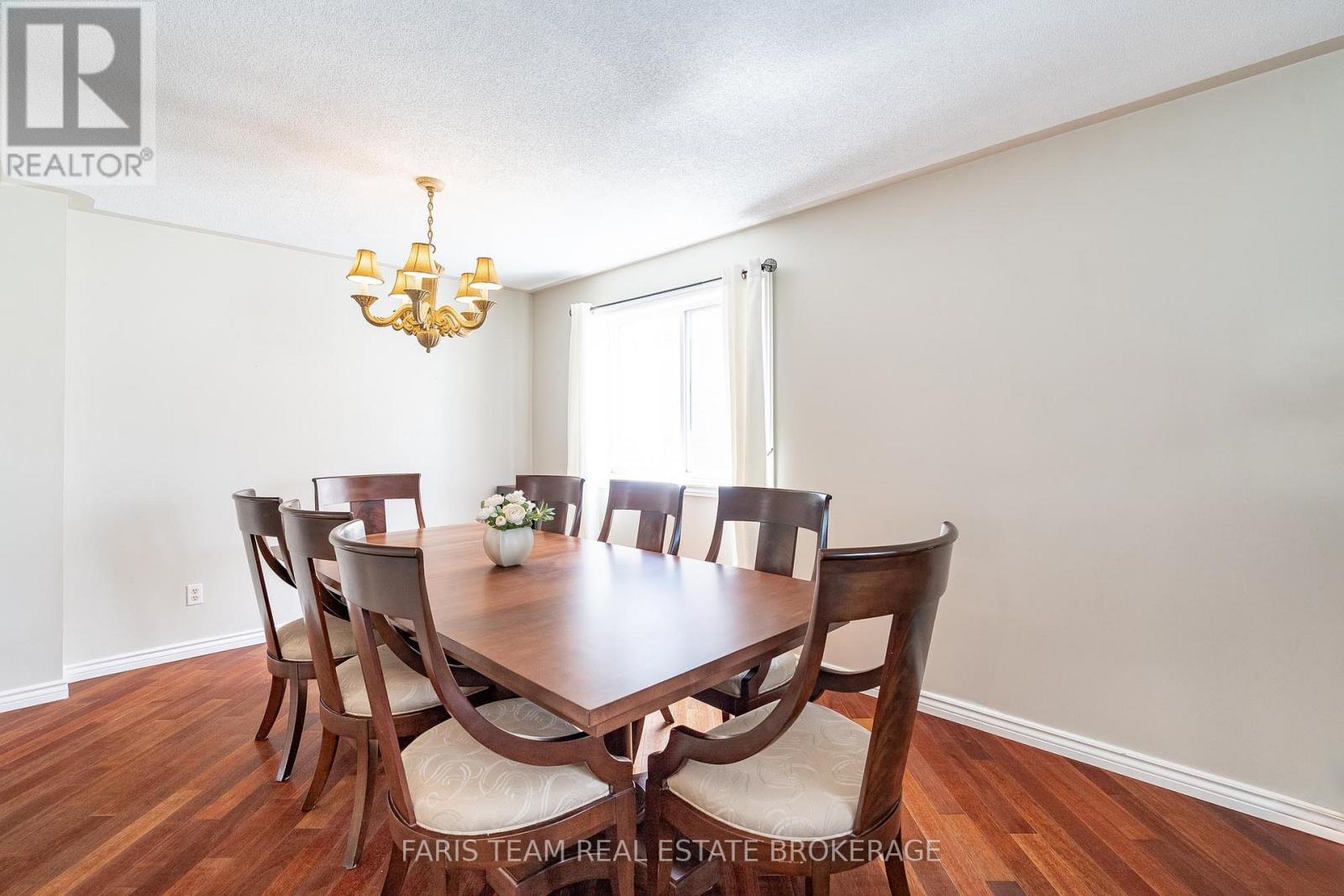 17 Nicole Marie Avenue, Barrie, Ontario  L4M 6Z1 - Photo 9 - S12451741