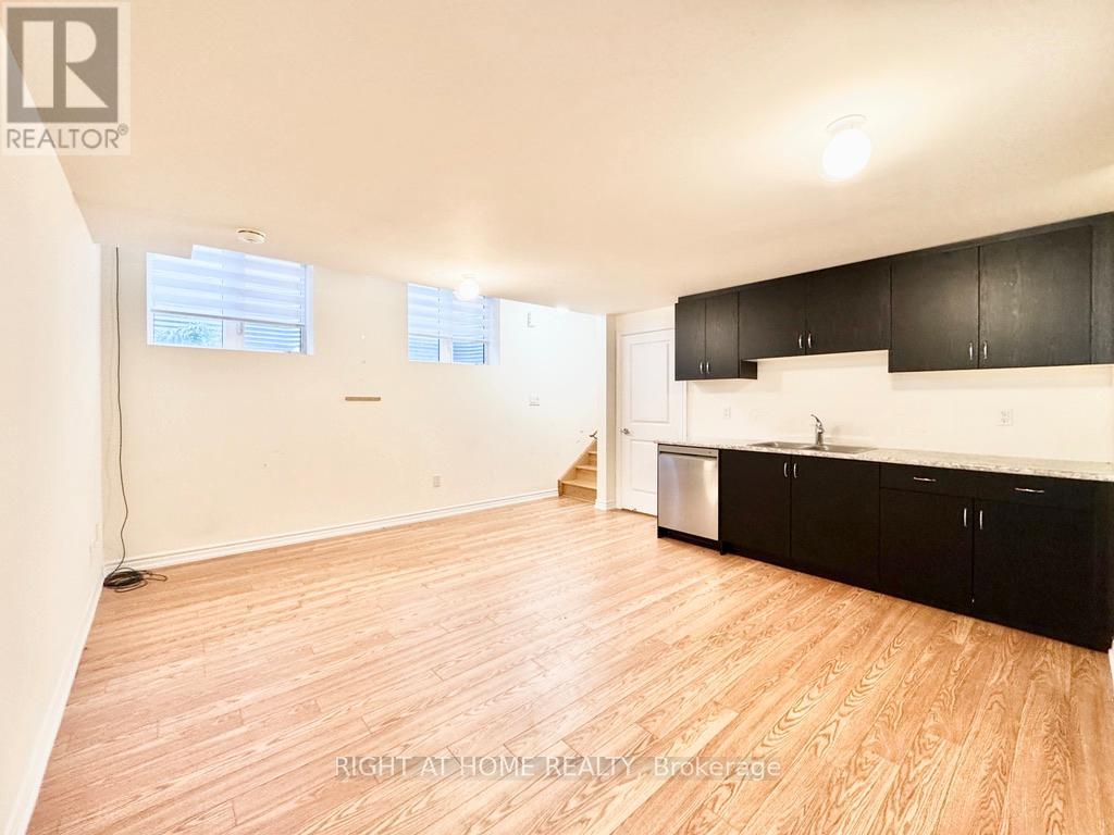 Basement - 106 Durham Avenue, Barrie, Ontario  L9J 0L8 - Photo 2 - S12451785
