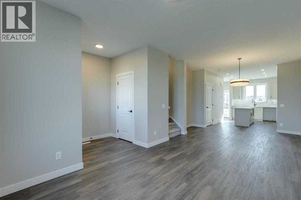 137 Ambleton Boulevard Nw, Calgary, Alberta  T3P 1W6 - Photo 5 - A2240115