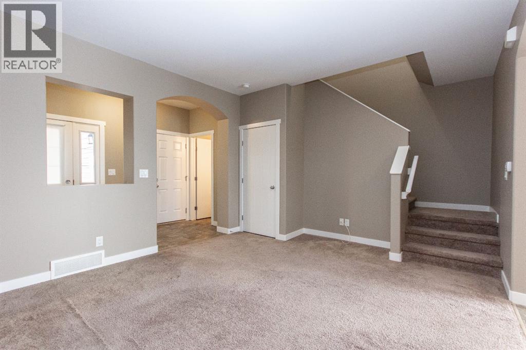 35 Sullivan Close, Red Deer, Alberta  T4R 0P8 - Photo 6 - A2261789