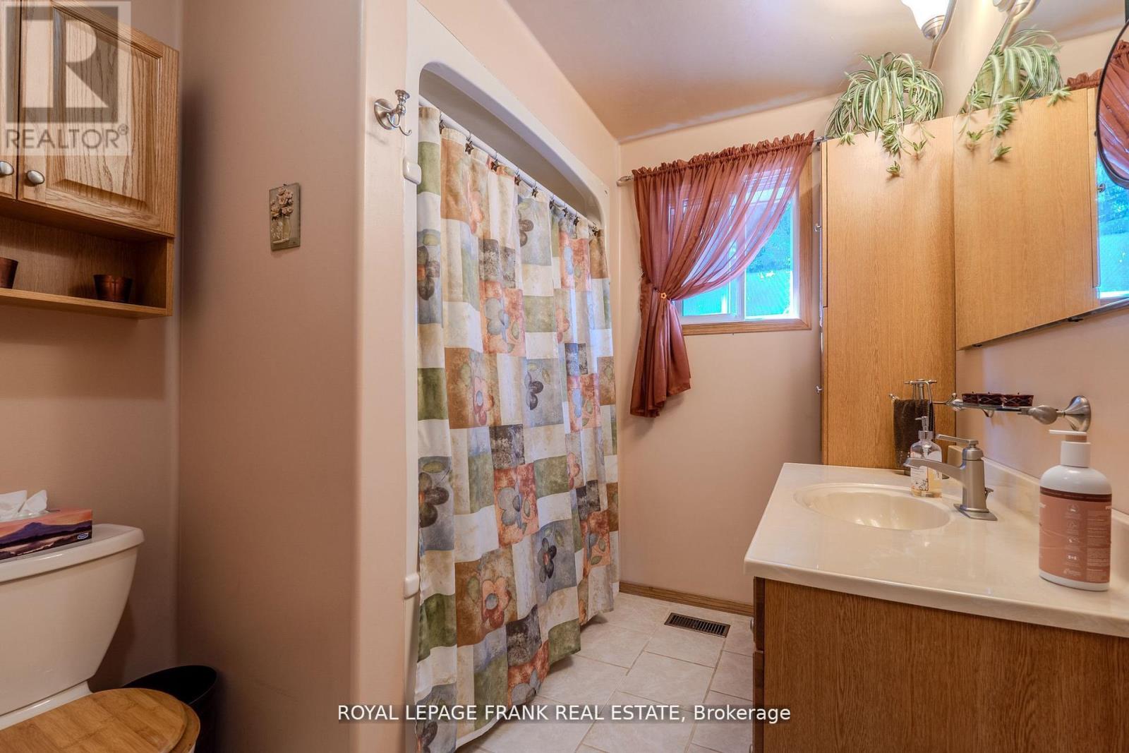 2304 Old Norwood Road, Otonabee-South Monaghan, Ontario  K9J 0G6 - Photo 19 - X12451826