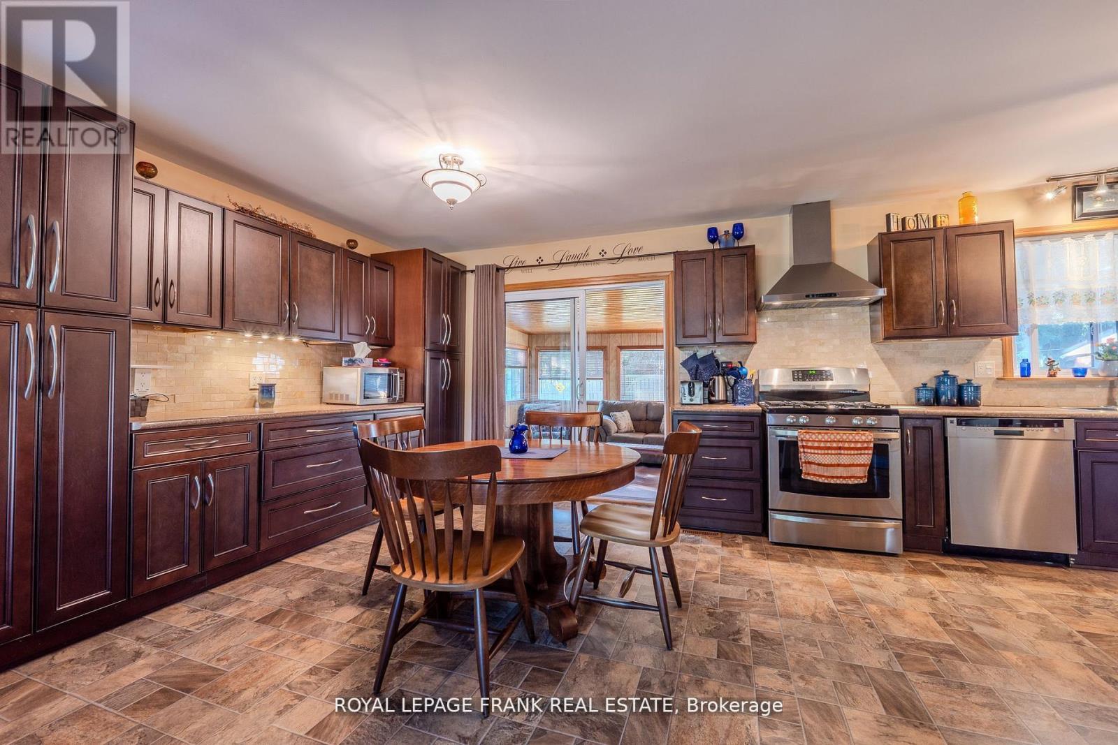 2304 Old Norwood Road, Otonabee-South Monaghan, Ontario  K9J 0G6 - Photo 8 - X12451826