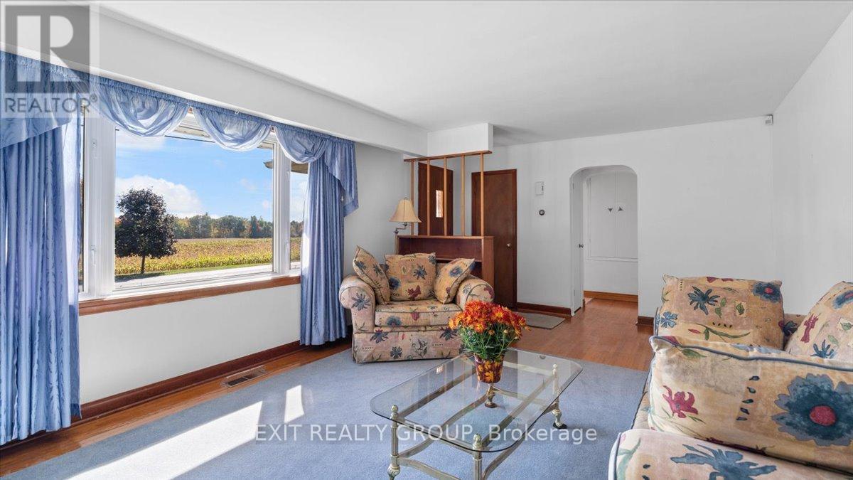 654 Fish And Game Club Road, Quinte West (Sidney Ward), Ontario  K0K 2C0 - Photo 7 - X12451844