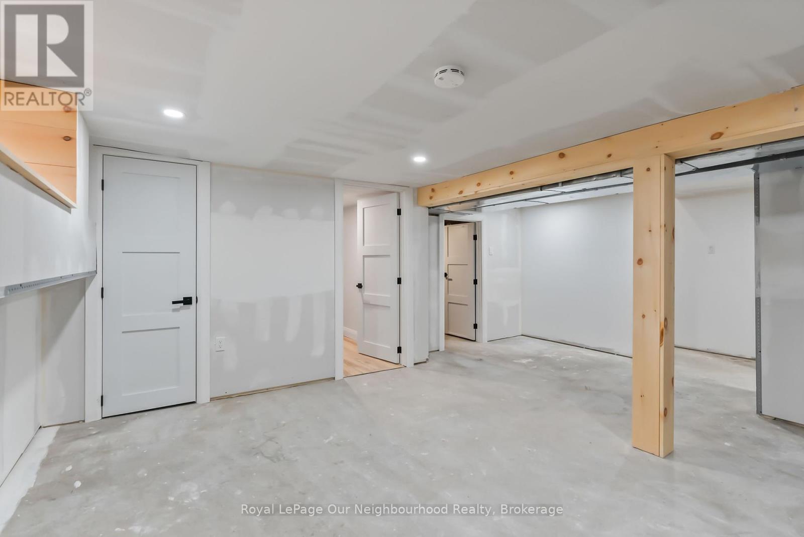 194 Snug Harbour Road, Kawartha Lakes, Ontario  K9V 4R6 - Photo 35 - X12451902