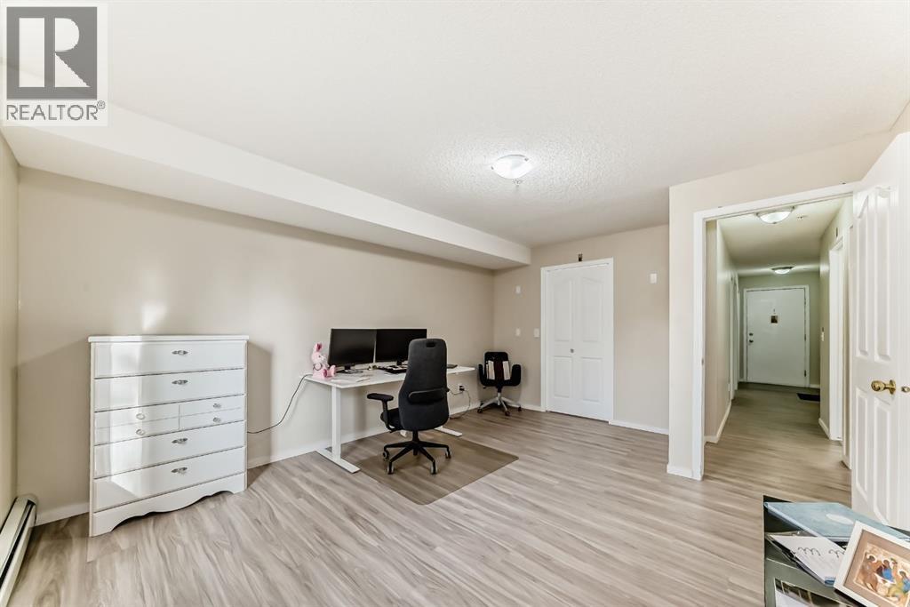 208, 4000 Somervale Court Sw, Calgary, Alberta  T2Y 4J3 - Photo 2 - A2263053