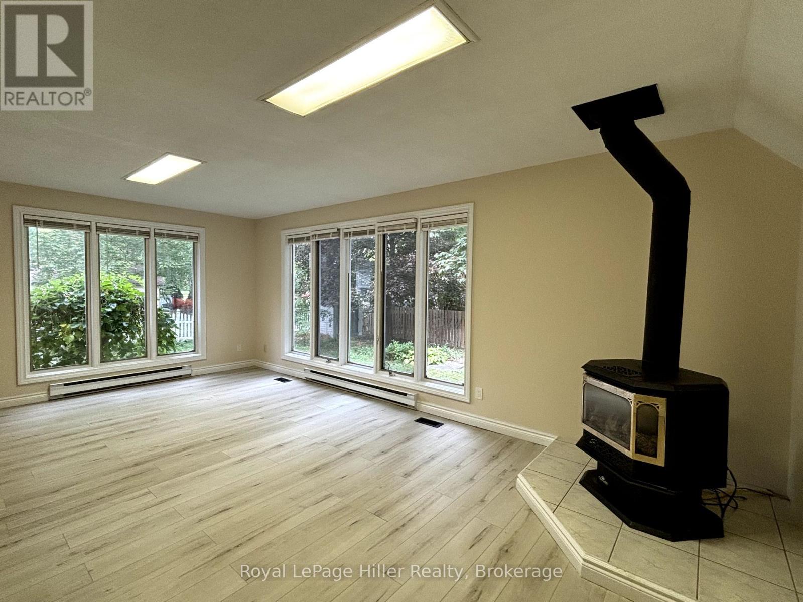 180 Charles Street, Stratford, Ontario  N5A 5Y2 - Photo 3 - X12451797