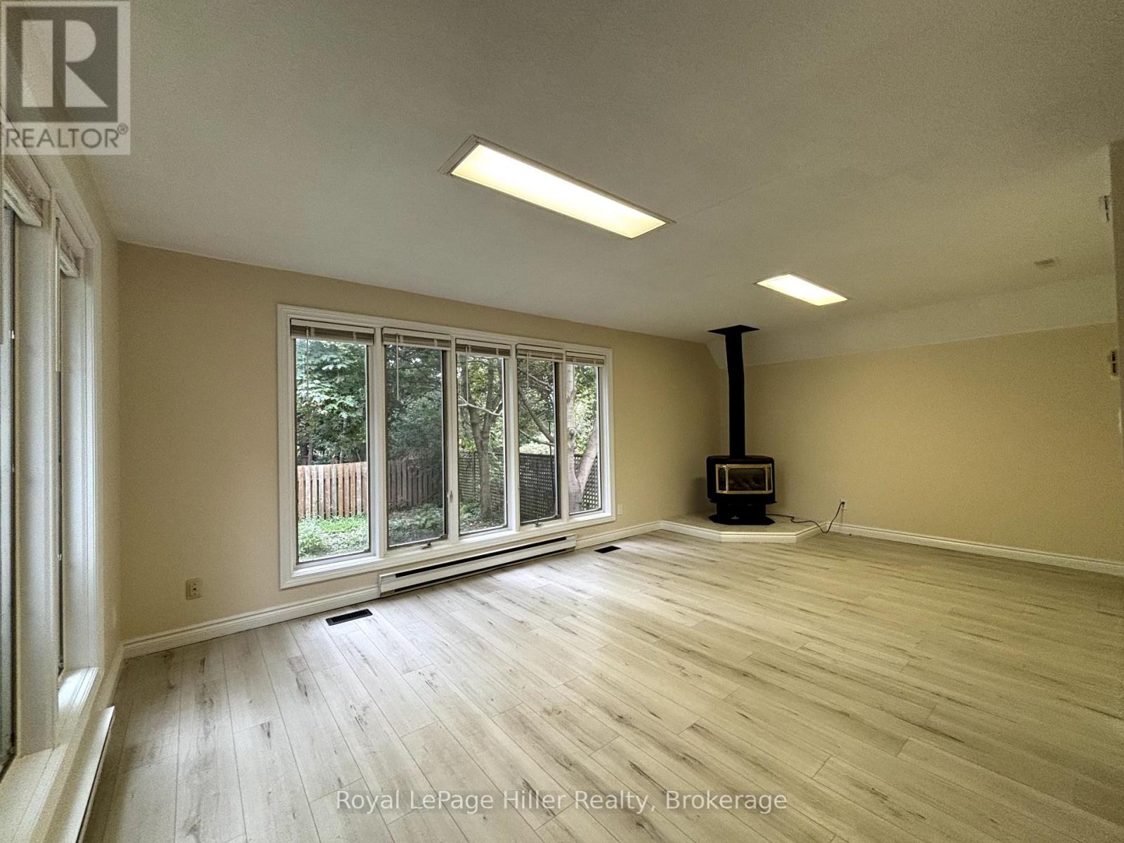 180 Charles Street, Stratford, Ontario  N5A 5Y2 - Photo 4 - X12451797