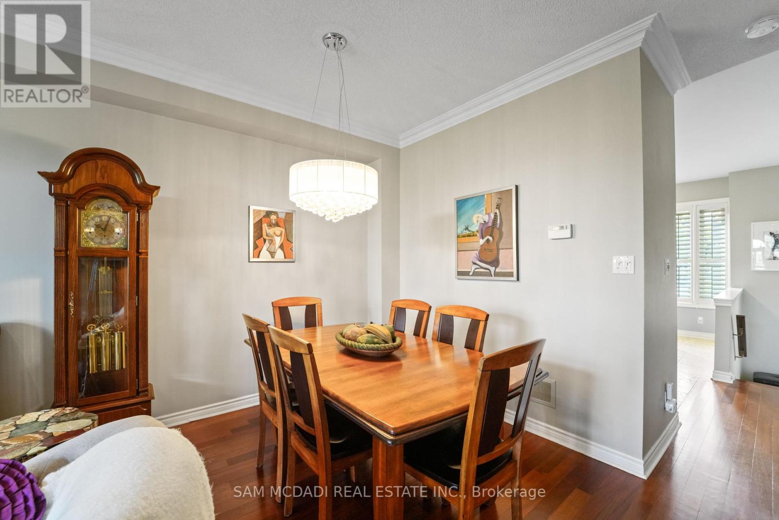 1 - 195 Grand Avenue, Toronto (Stonegate-Queensway), Ontario  M8Y 3Y3 - Photo 10 - W12451705