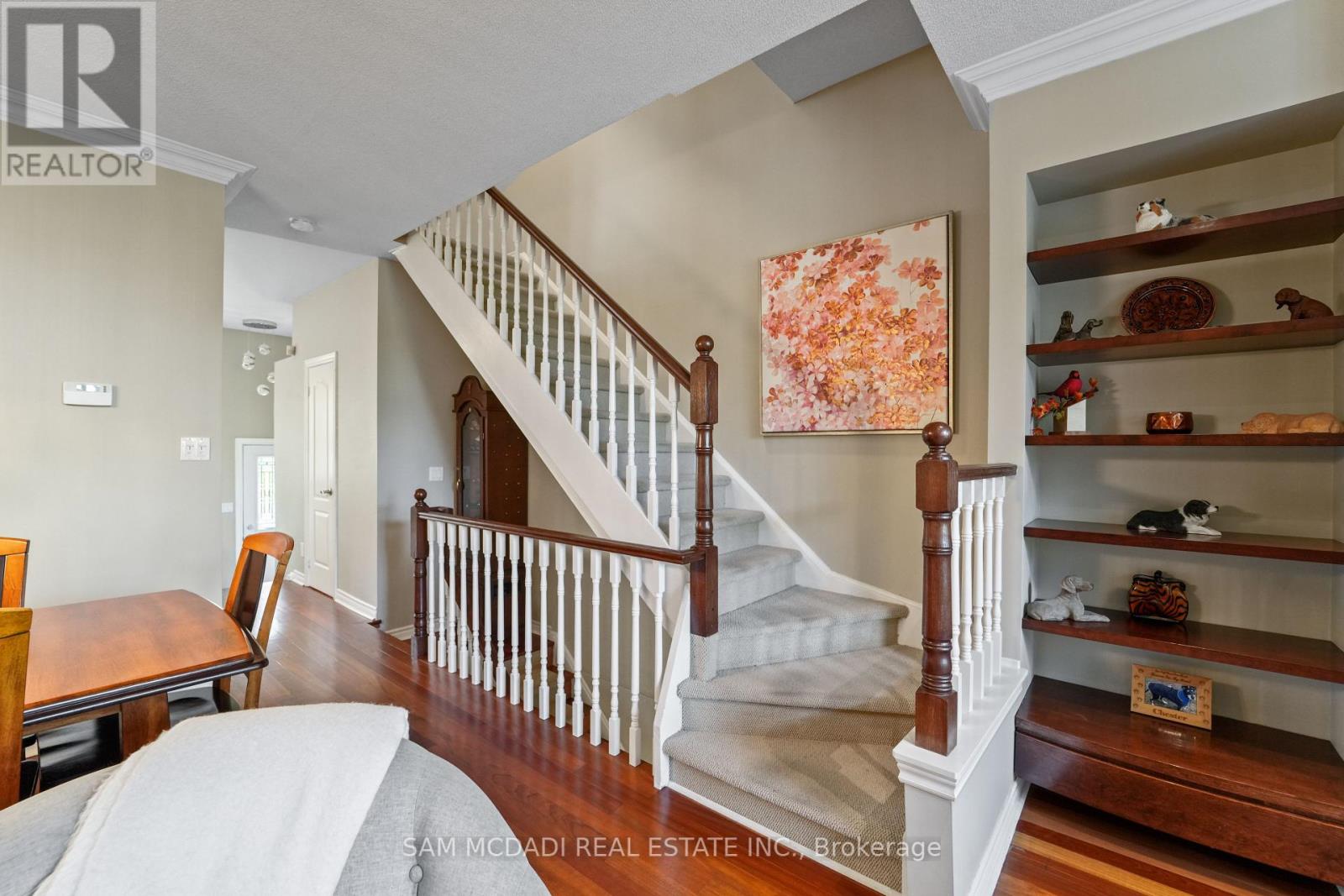 1 - 195 Grand Avenue, Toronto (Stonegate-Queensway), Ontario  M8Y 3Y3 - Photo 14 - W12451705