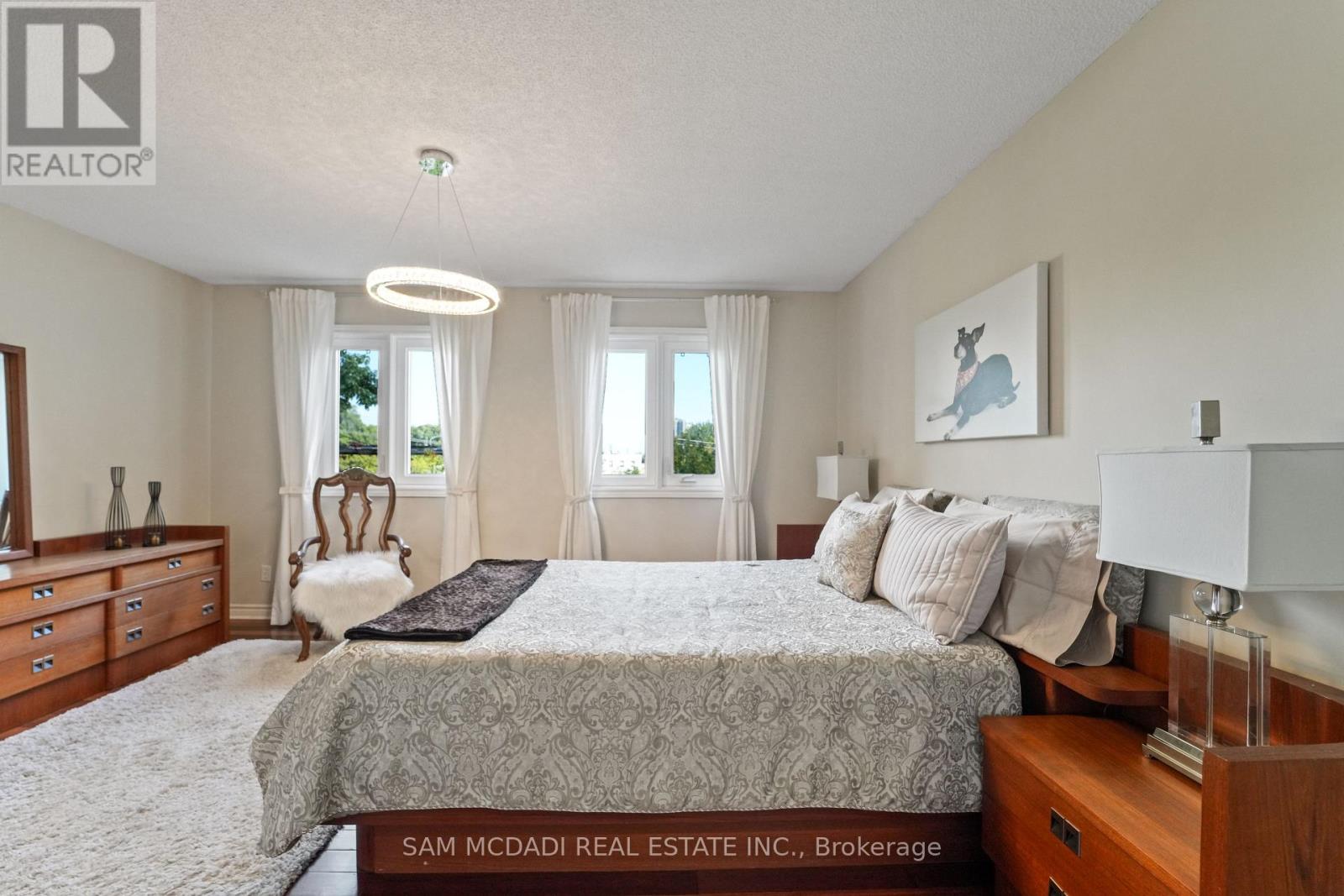 1 - 195 Grand Avenue, Toronto (Stonegate-Queensway), Ontario  M8Y 3Y3 - Photo 23 - W12451705