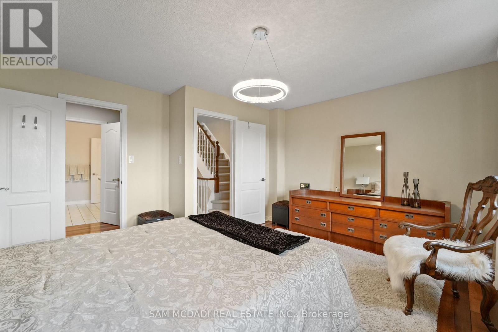 1 - 195 Grand Avenue, Toronto (Stonegate-Queensway), Ontario  M8Y 3Y3 - Photo 25 - W12451705