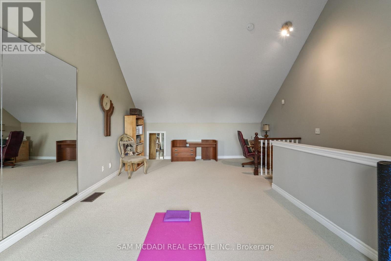 1 - 195 Grand Avenue, Toronto (Stonegate-Queensway), Ontario  M8Y 3Y3 - Photo 27 - W12451705