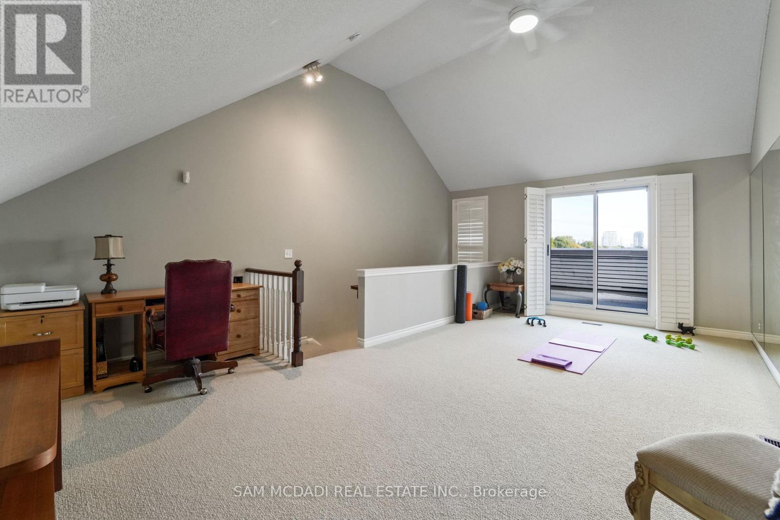 1 - 195 Grand Avenue, Toronto (Stonegate-Queensway), Ontario  M8Y 3Y3 - Photo 29 - W12451705