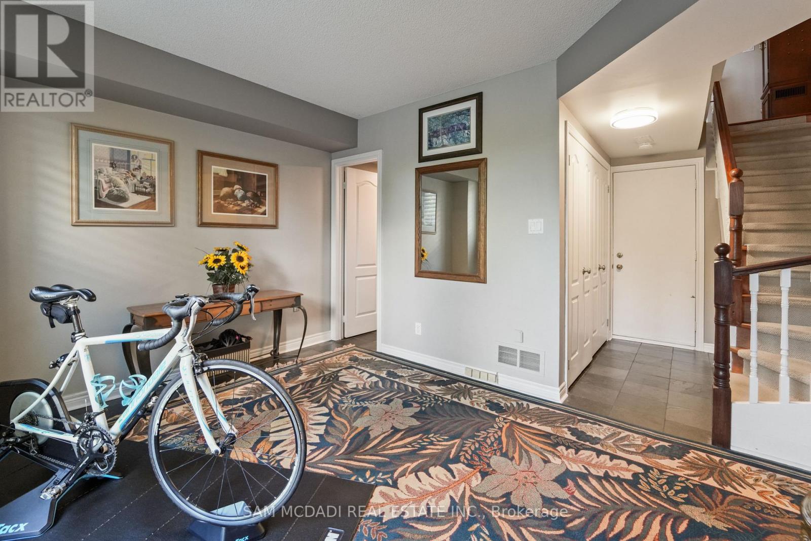 1 - 195 Grand Avenue, Toronto (Stonegate-Queensway), Ontario  M8Y 3Y3 - Photo 35 - W12451705