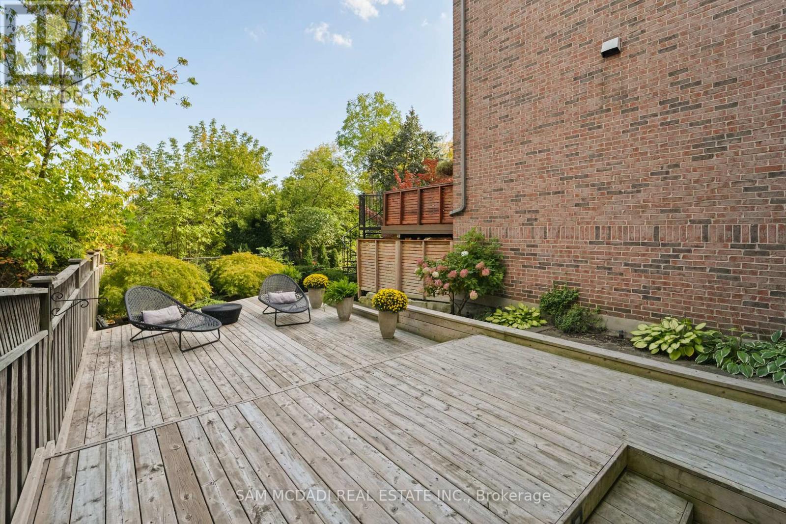 1 - 195 Grand Avenue, Toronto (Stonegate-Queensway), Ontario  M8Y 3Y3 - Photo 41 - W12451705