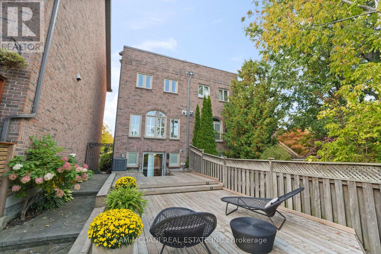 1 - 195 Grand Avenue, Toronto (Stonegate-Queensway), Ontario  M8Y 3Y3 - Photo 44 - W12451705