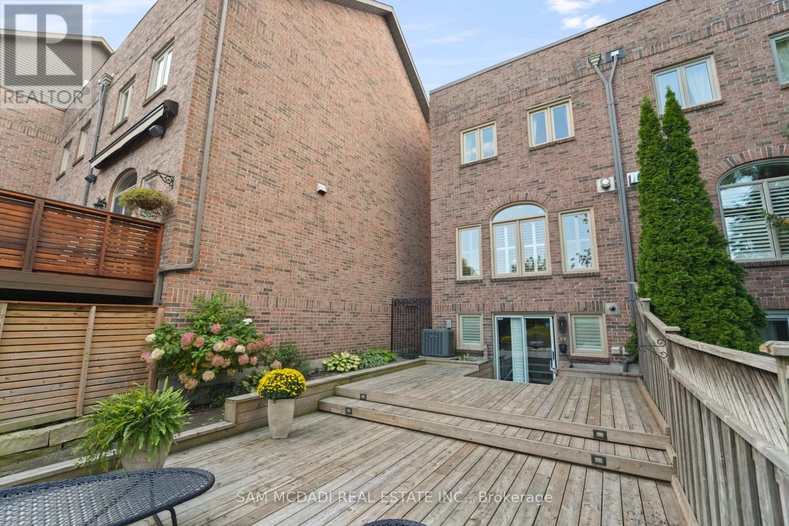 1 - 195 Grand Avenue, Toronto (Stonegate-Queensway), Ontario  M8Y 3Y3 - Photo 46 - W12451705