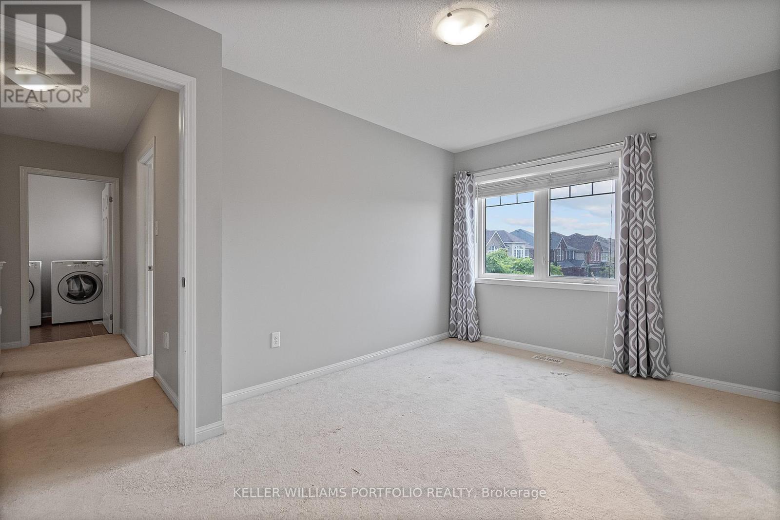 406 Grenke Place, Milton, Ontario  L9T 7T5 - Photo 33 - W12451713