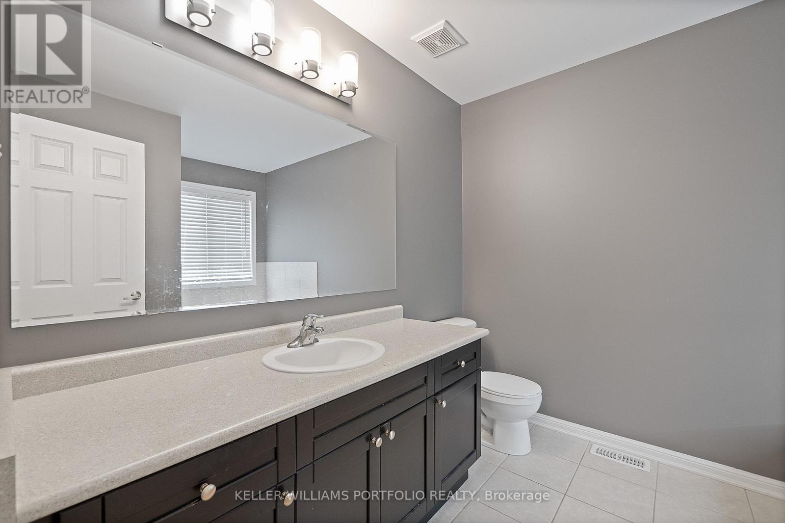 406 Grenke Place, Milton, Ontario  L9T 7T5 - Photo 40 - W12451713