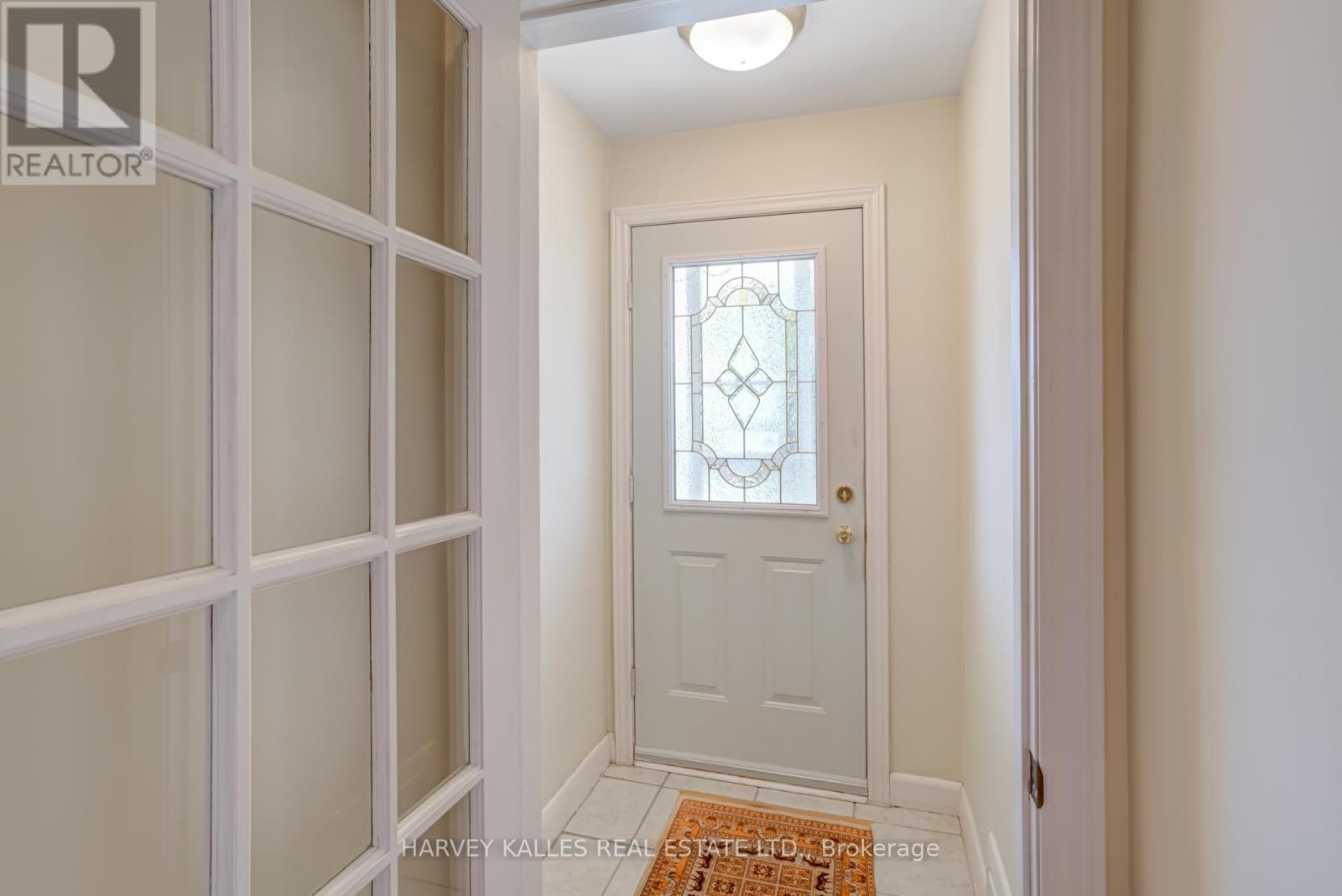 82 Cork Avenue, Toronto, Ontario  M6B 2Y2 - Photo 4 - W12451750