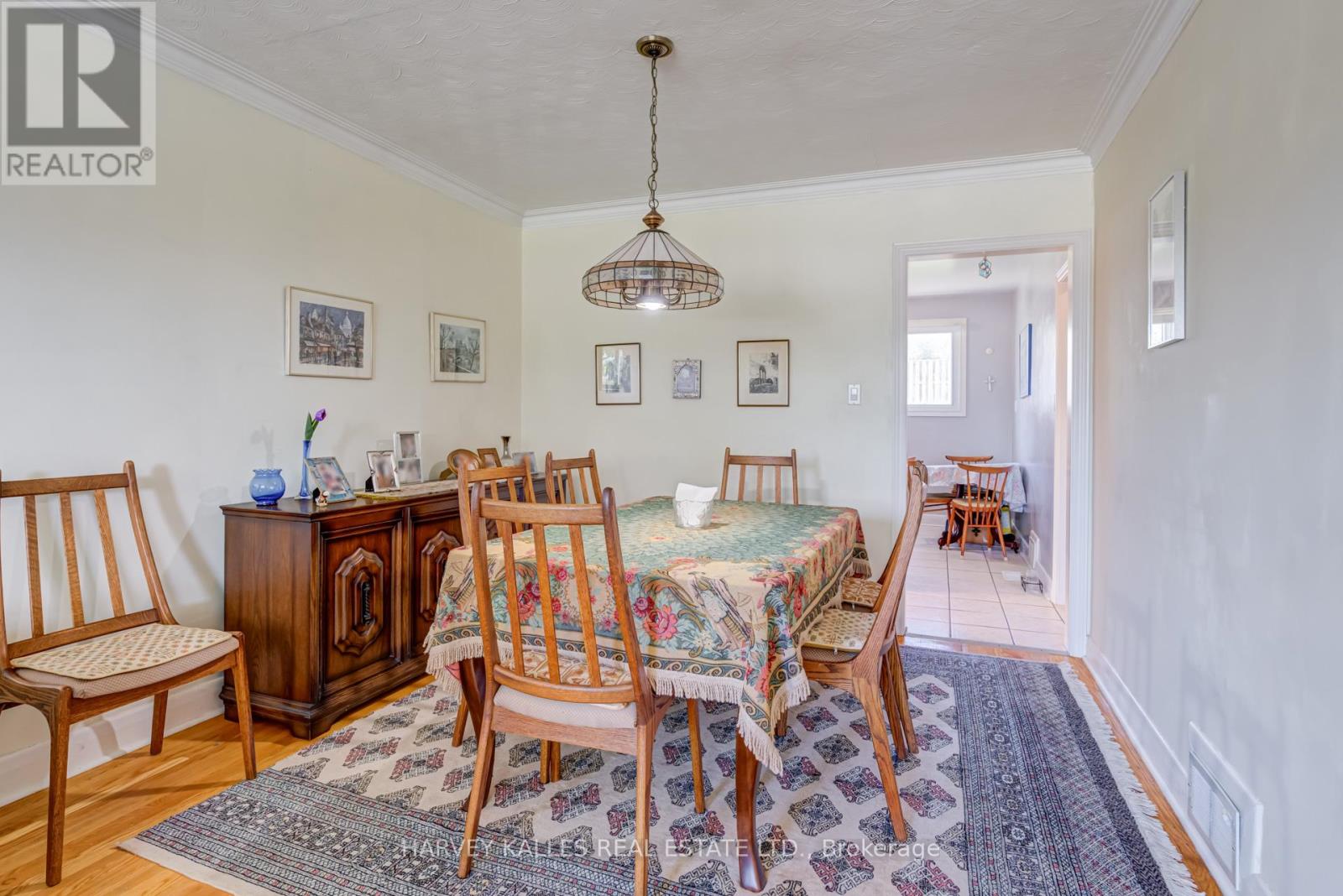 82 Cork Avenue, Toronto, Ontario  M6B 2Y2 - Photo 6 - W12451750