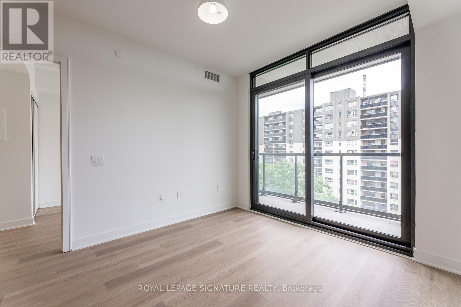 616 - 86 Dundas Street W, Mississauga, Ontario  L5A 1W4 - Photo 10 - W12451751