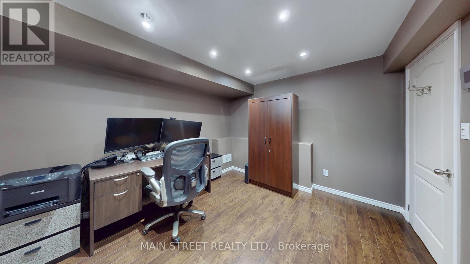 42 Bellchase Trail, Brampton (Bram East), Ontario  L6P 3K3 - Photo 29 - W12451772