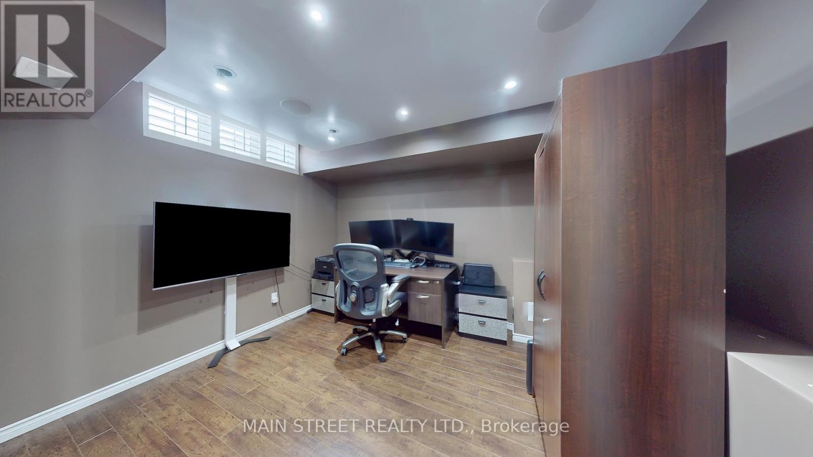 42 Bellchase Trail, Brampton (Bram East), Ontario  L6P 3K3 - Photo 30 - W12451772