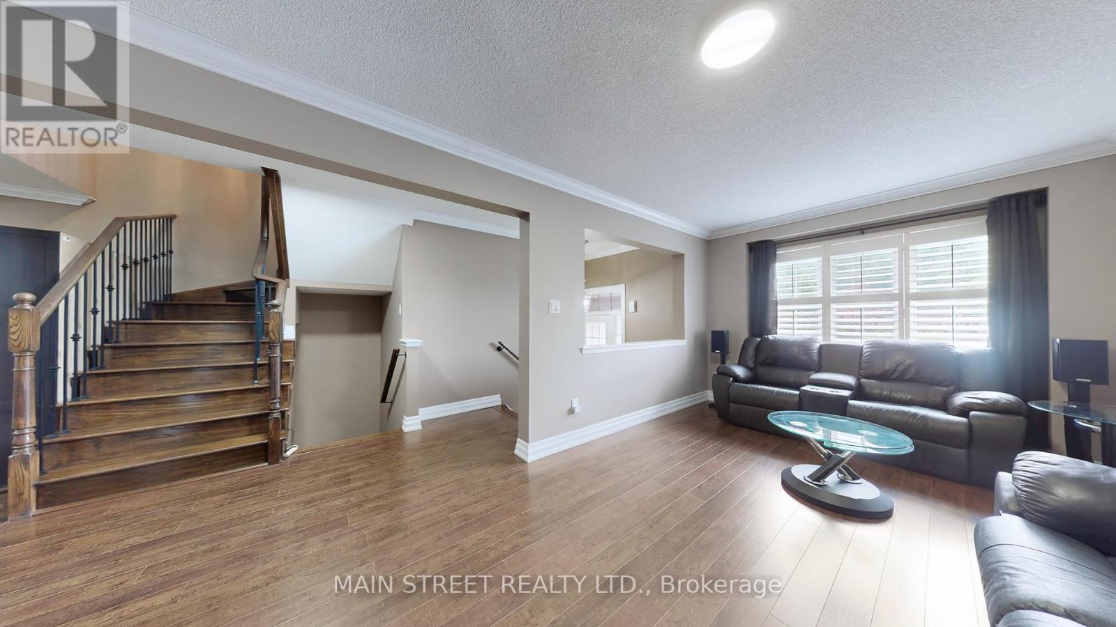 42 Bellchase Trail, Brampton (Bram East), Ontario  L6P 3K3 - Photo 6 - W12451772