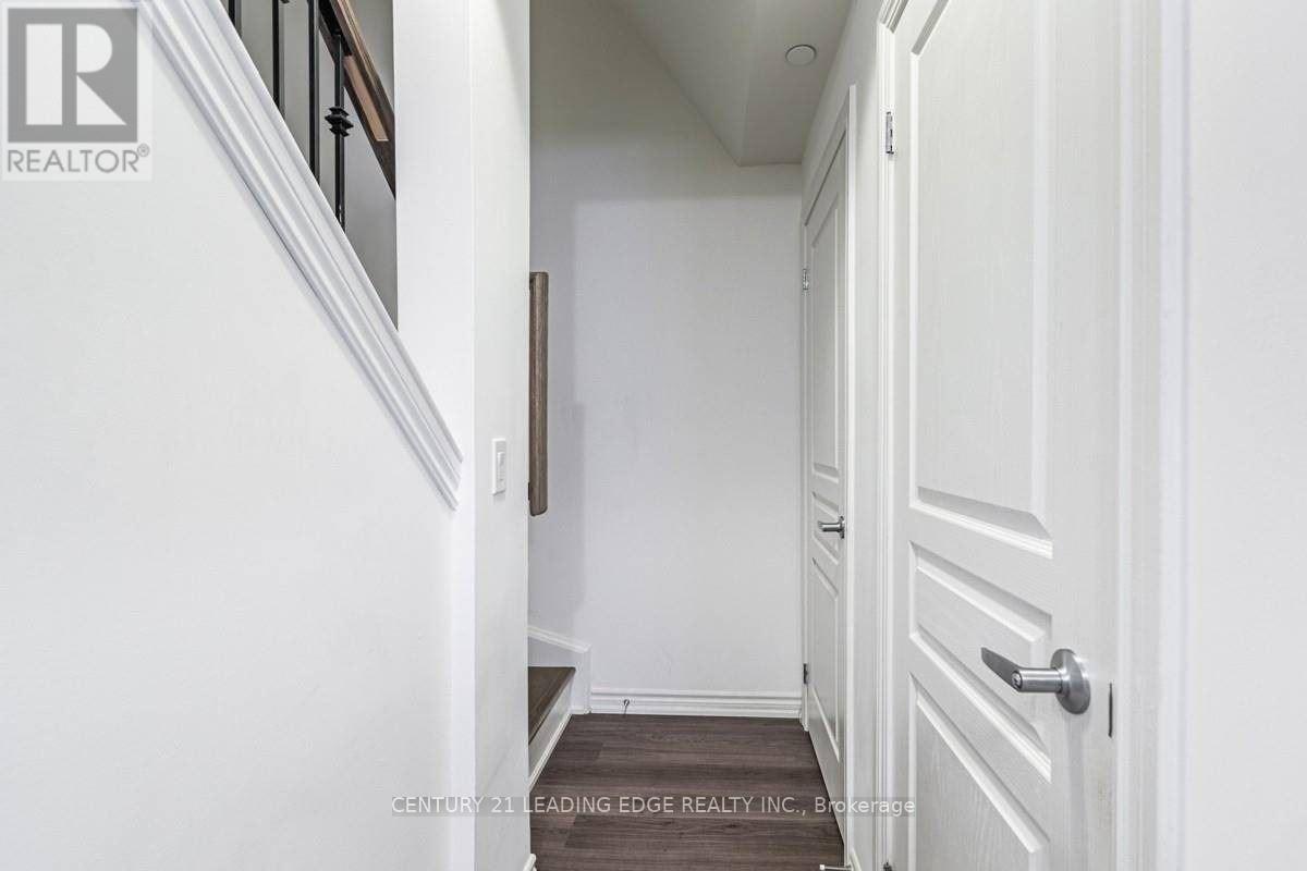 16 - 125 Long Branch Avenue, Toronto, Ontario  M8W 0A9 - Photo 18 - W12451783
