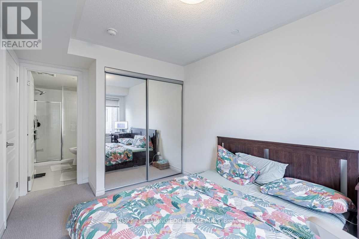 16 - 125 Long Branch Avenue, Toronto, Ontario  M8W 0A9 - Photo 23 - W12451783