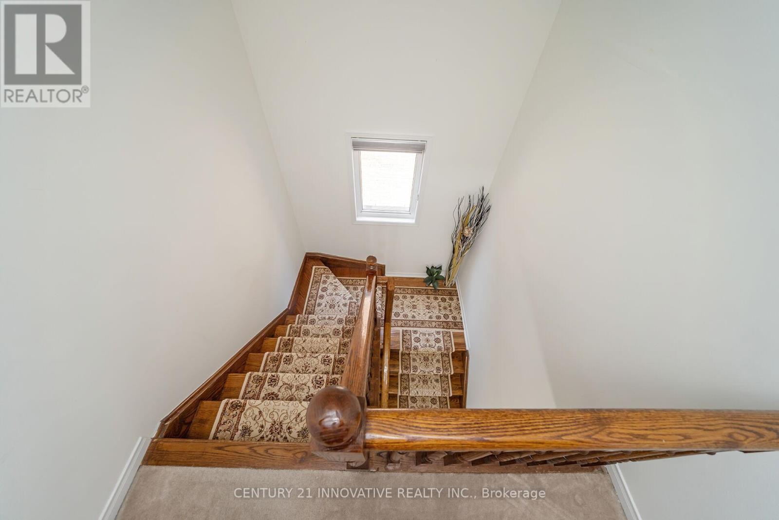 4876 Potomac Court, Mississauga, Ontario  L5R 0B1 - Photo 19 - W12451786