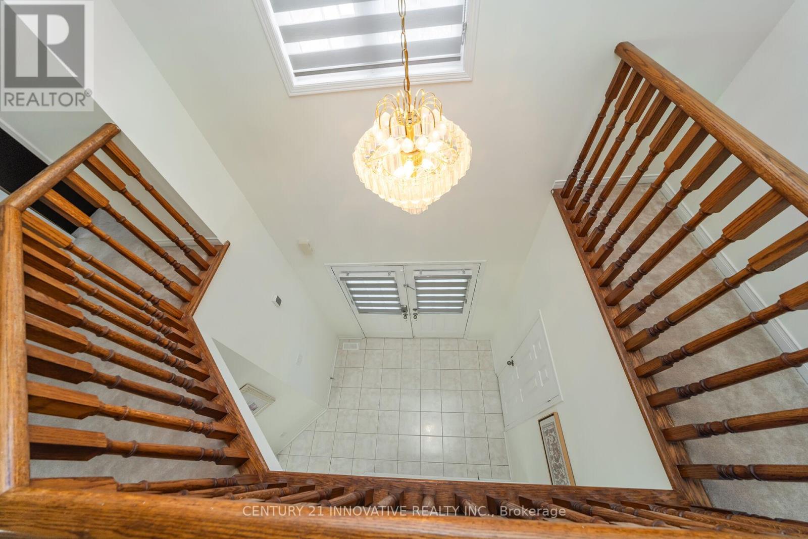 4876 Potomac Court, Mississauga, Ontario  L5R 0B1 - Photo 22 - W12451786