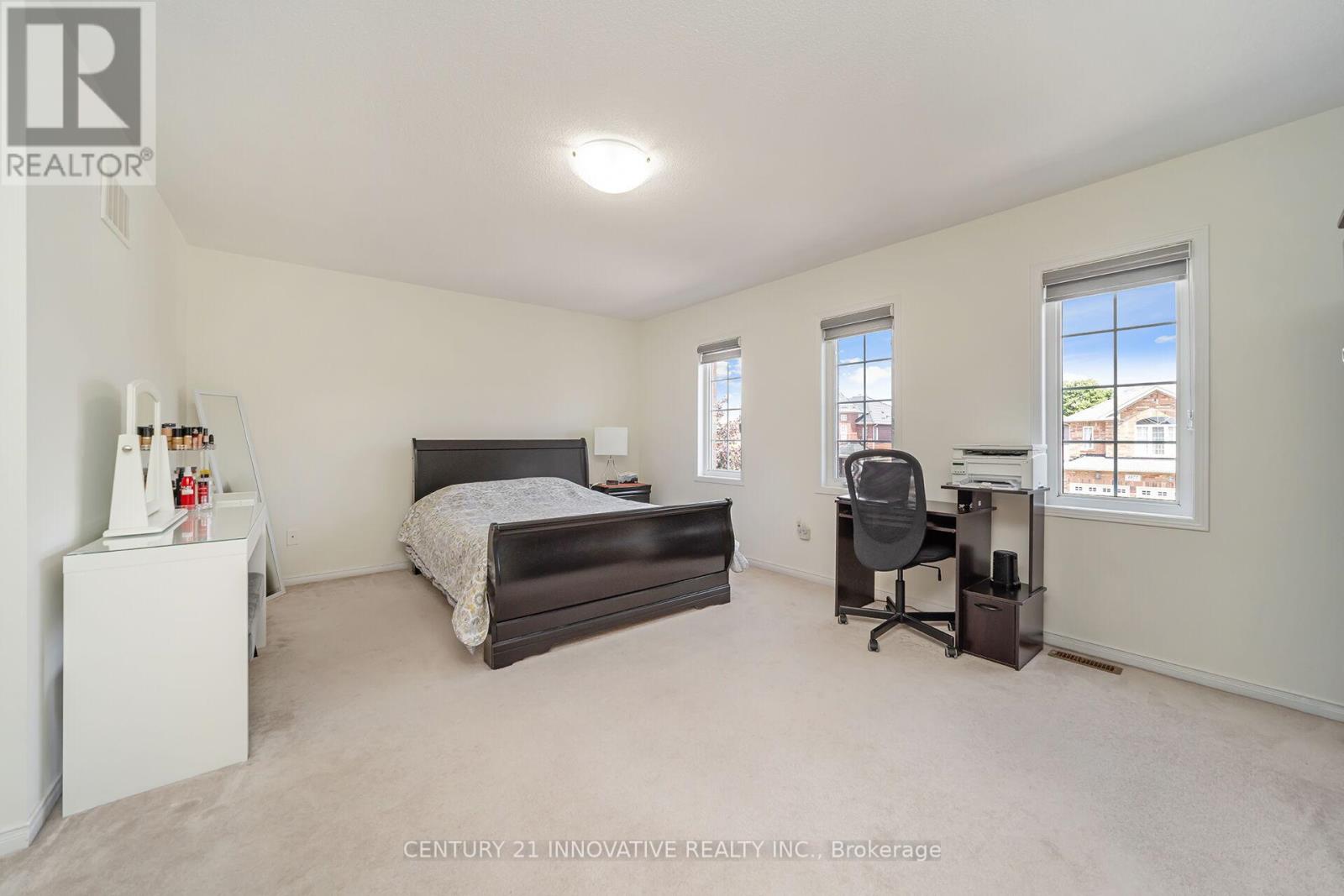 4876 Potomac Court, Mississauga, Ontario  L5R 0B1 - Photo 23 - W12451786