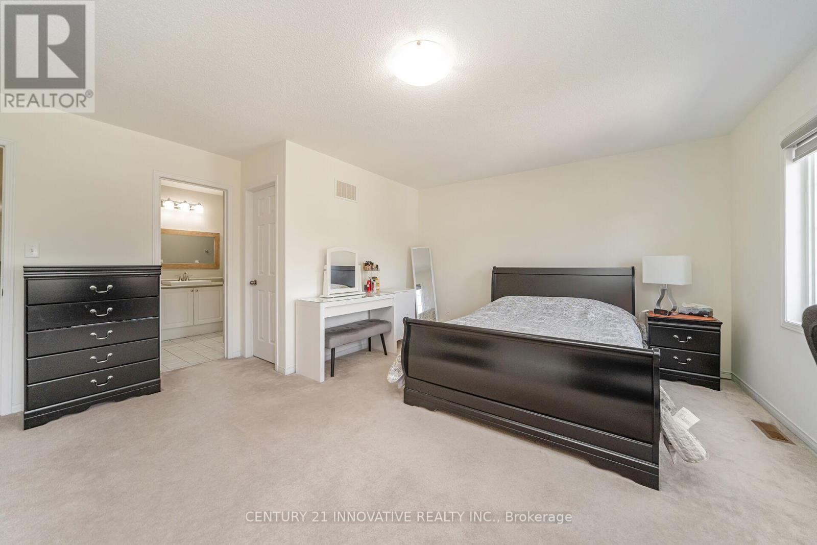 4876 Potomac Court, Mississauga, Ontario  L5R 0B1 - Photo 24 - W12451786