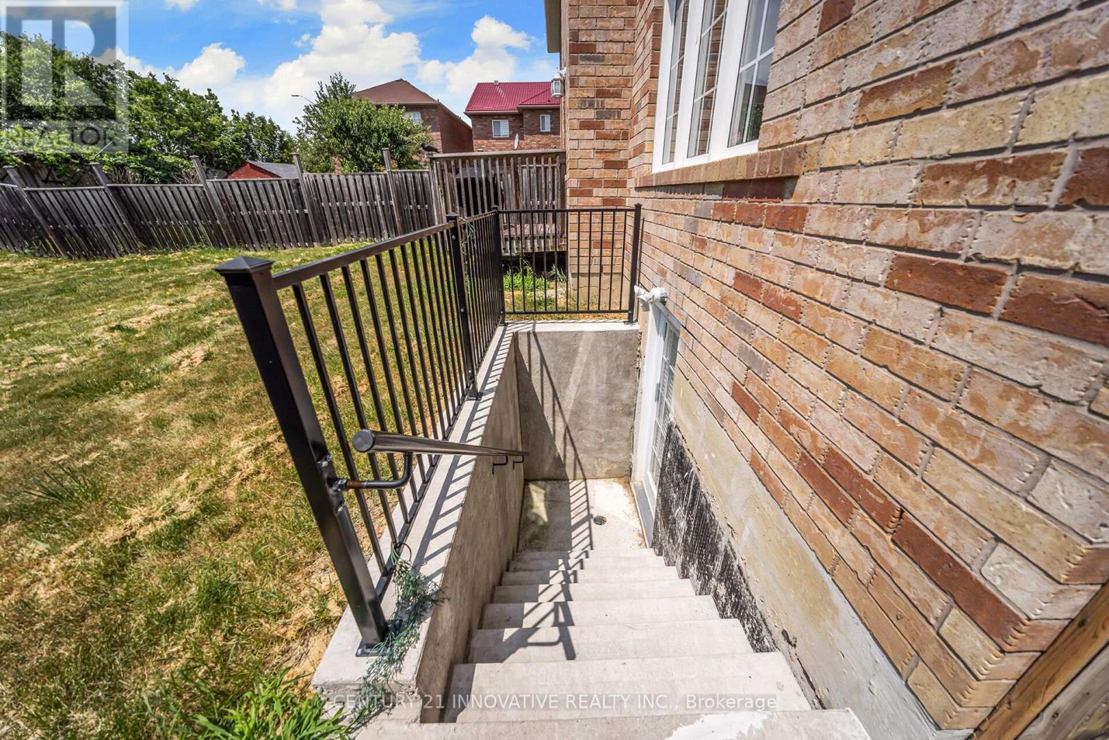 4876 Potomac Court, Mississauga, Ontario  L5R 0B1 - Photo 45 - W12451786