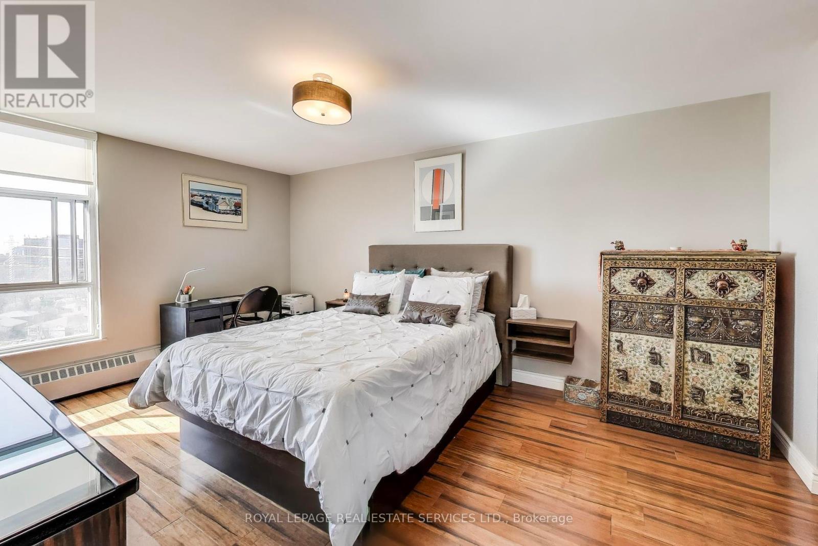 1008 - 44 Longbourne Drive, Toronto (Willowridge-Martingrove-Richview), Ontario  M9R 2M7 - Photo 16 - W12451788