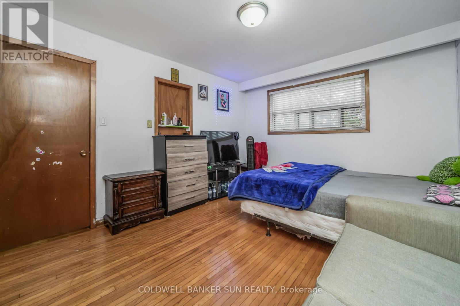 69 Songwood Drive, Toronto (Humbermede), Ontario  M9M 1X4 - Photo 22 - W12451789