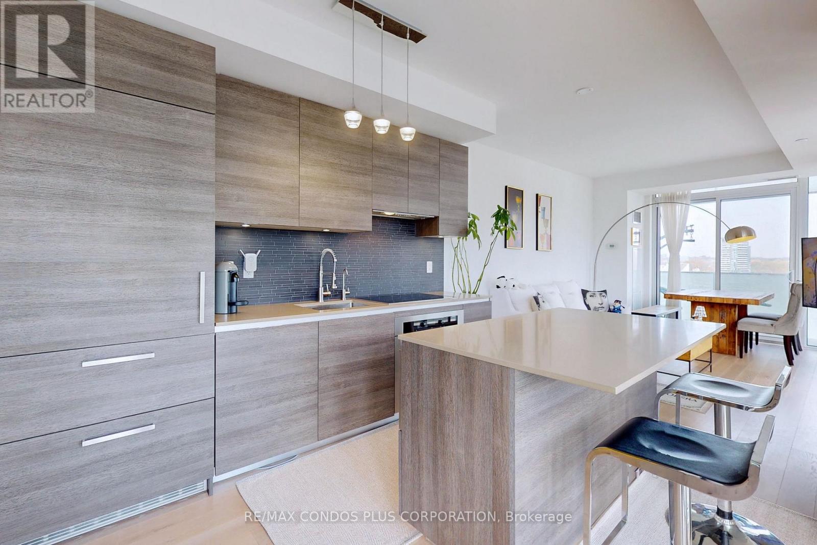 2105 - 200 Bloor Street W, Toronto, Ontario  M5S 0B1 - Photo 11 - C12188479
