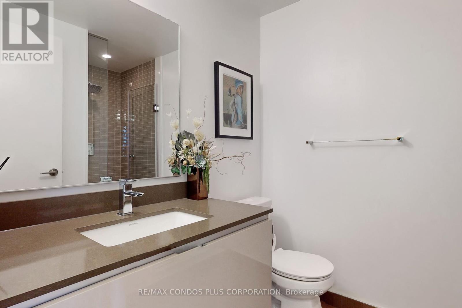 2105 - 200 Bloor Street W, Toronto, Ontario  M5S 0B1 - Photo 16 - C12188479