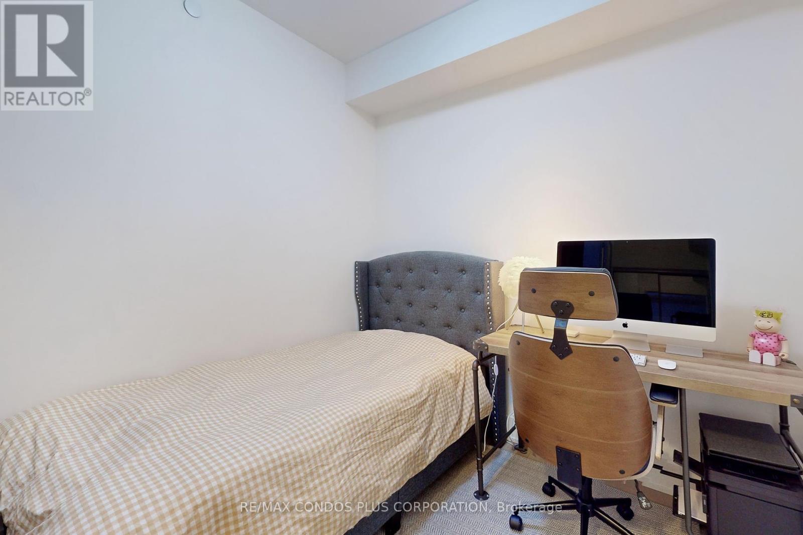2105 - 200 Bloor Street W, Toronto, Ontario  M5S 0B1 - Photo 18 - C12188479