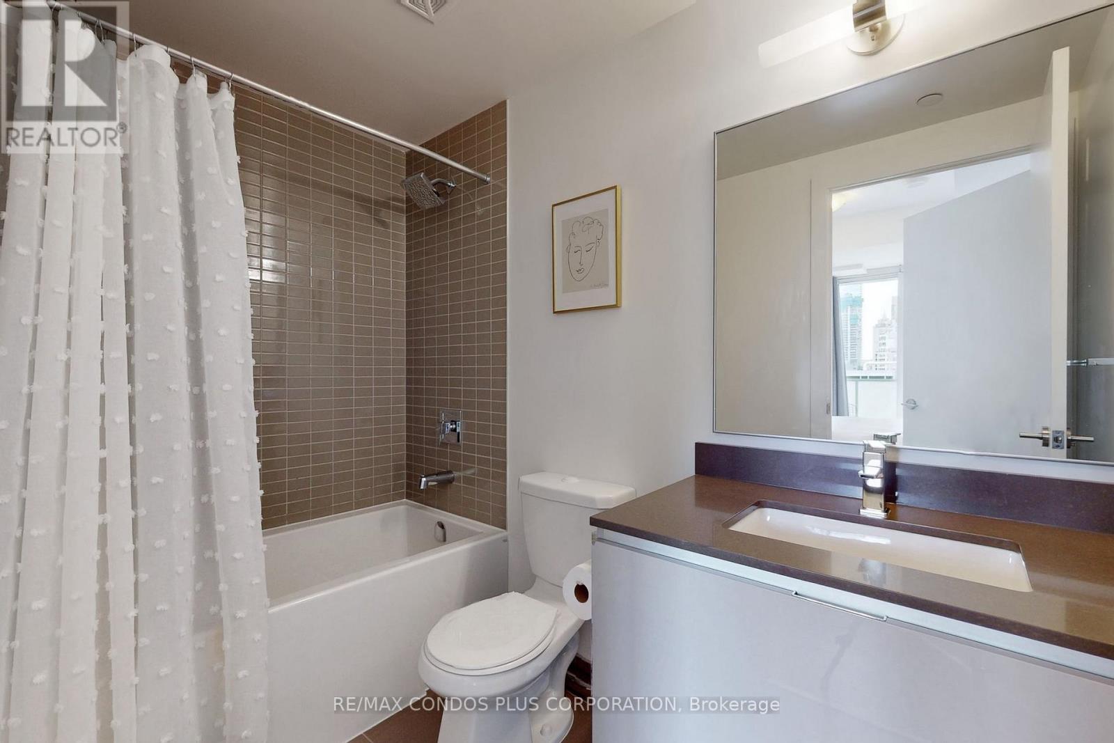 2105 - 200 Bloor Street W, Toronto, Ontario  M5S 0B1 - Photo 19 - C12188479