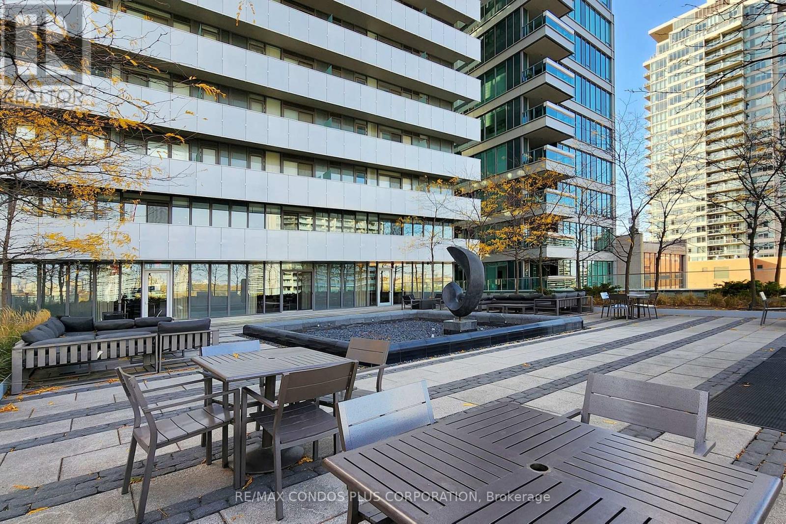 2105 - 200 Bloor Street W, Toronto, Ontario  M5S 0B1 - Photo 25 - C12188479