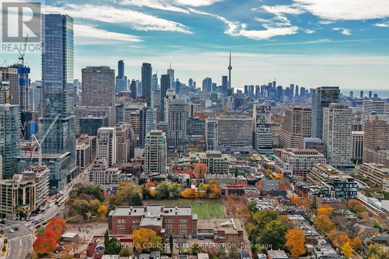 2105 - 200 Bloor Street W, Toronto, Ontario  M5S 0B1 - Photo 32 - C12188479